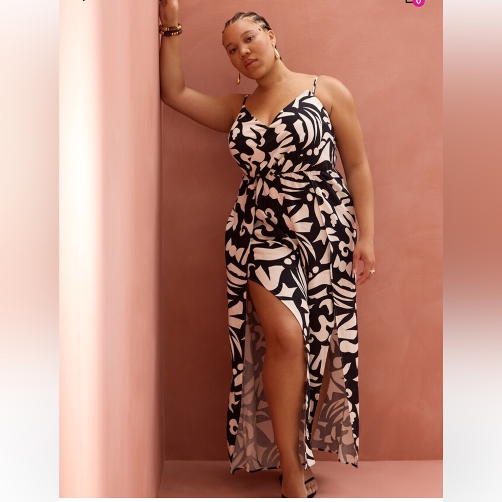 Size 20 Eloquii Black and White Split Pant Romper
